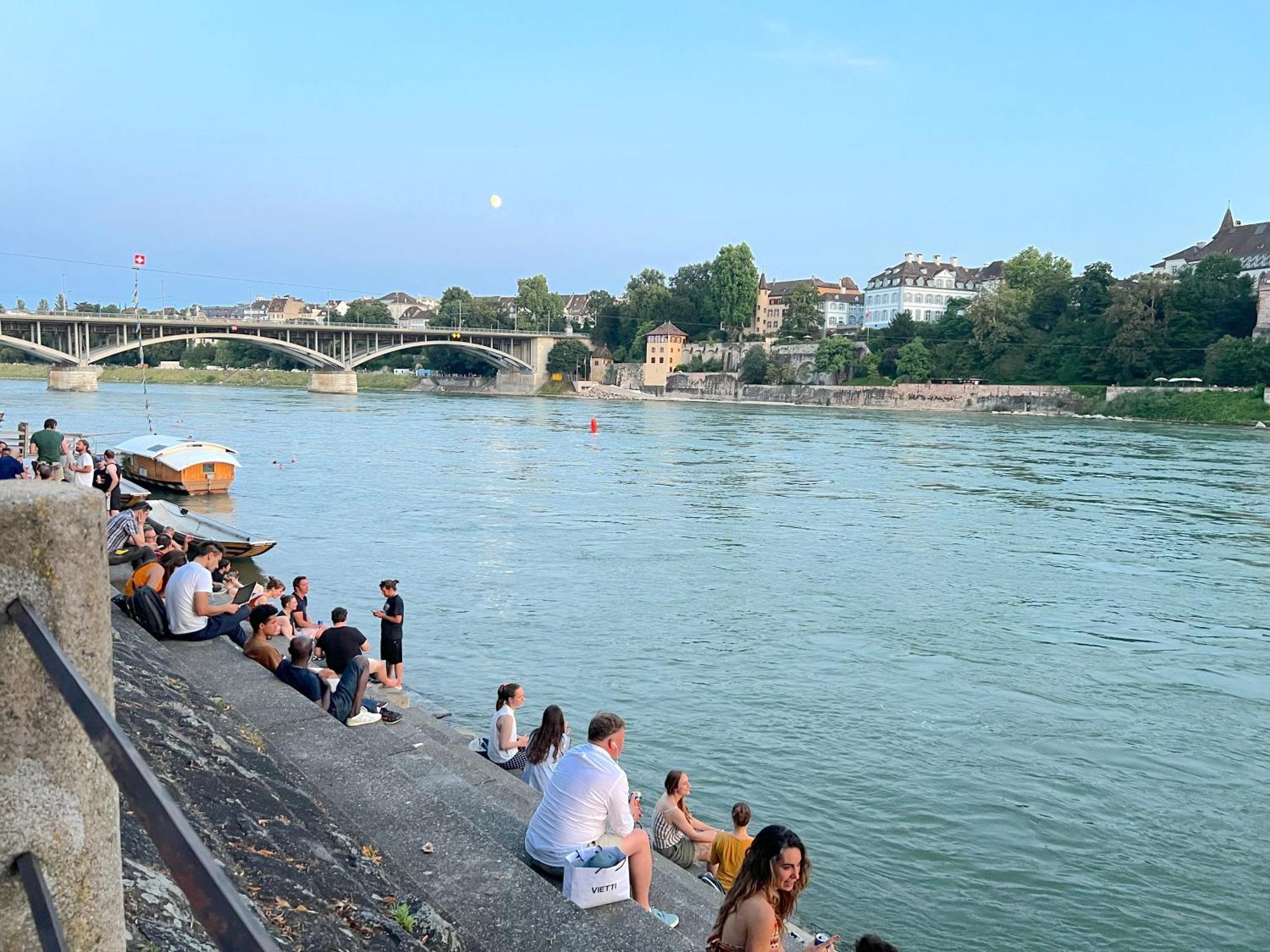 Riverside Basel Ngoại thất bức ảnh